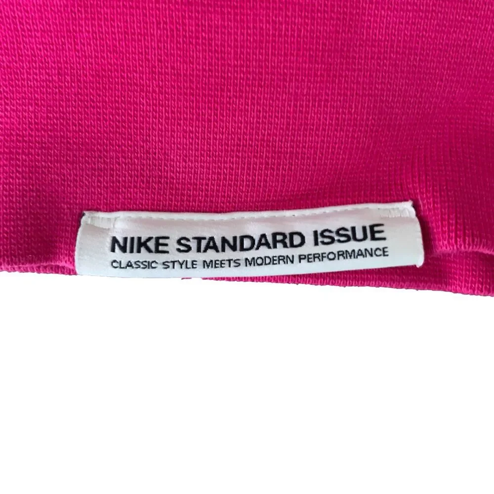 Nike Standard Issue Dri-FIT Crewneck Sweatshirt Men's Medium Pink